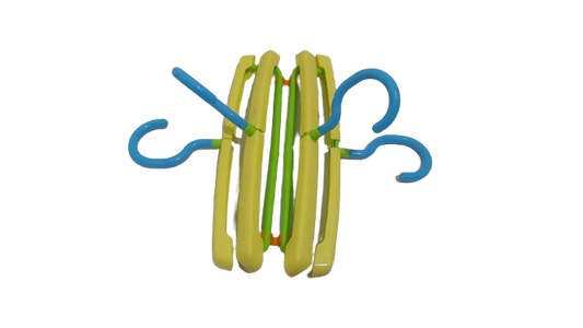 HEAVY DUTY SMALL PLASTIC HANGER SET OF 4